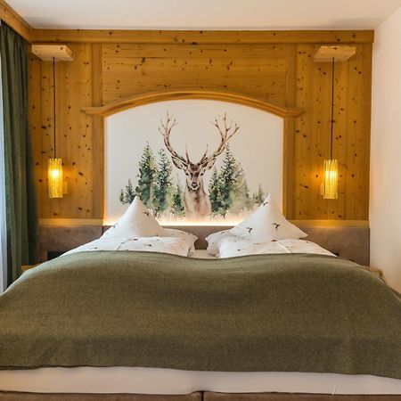 Hotel Jaegerheim 3S Сельва-ди-Валь-Гардена Экстерьер фото