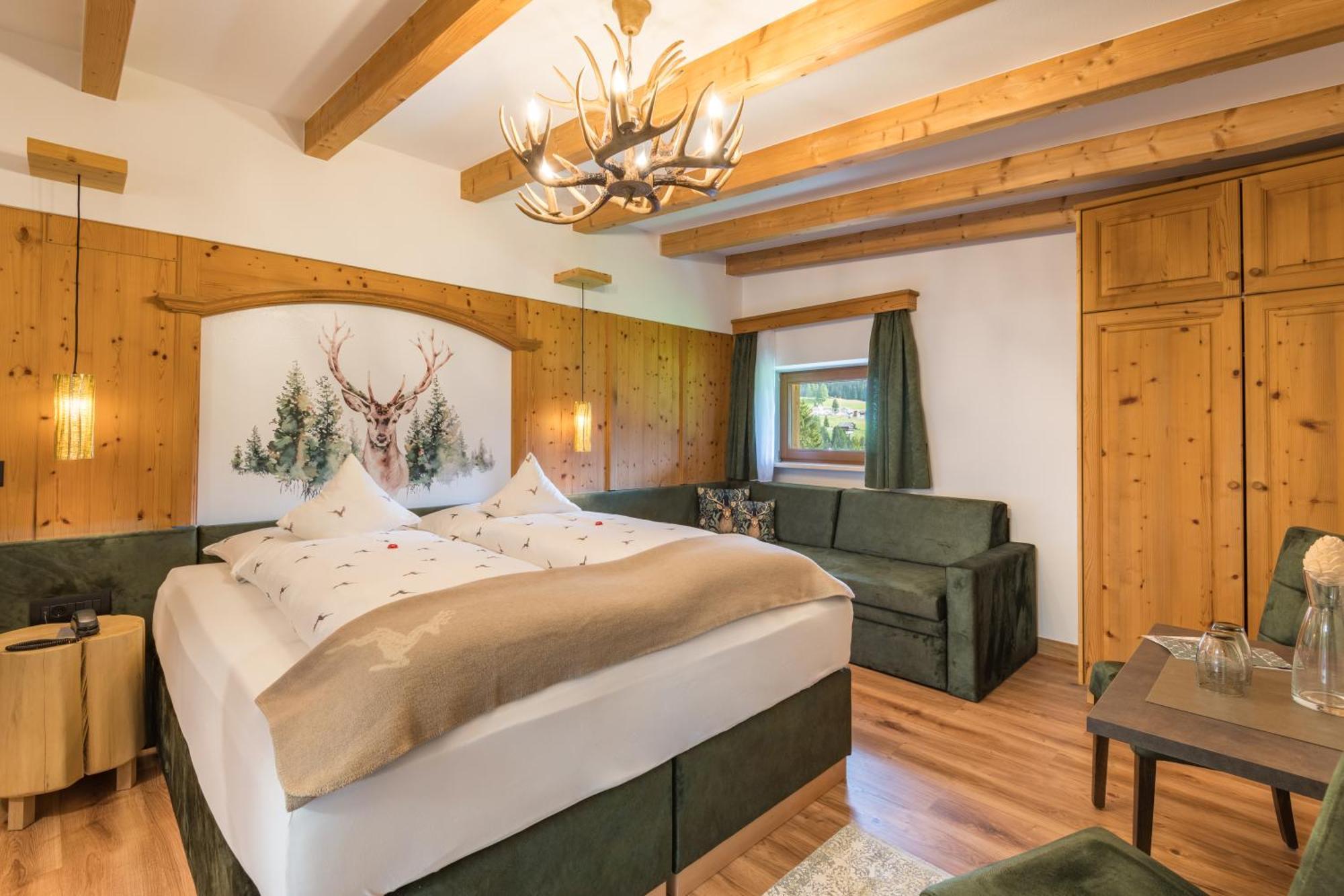 Hotel Jaegerheim 3S Сельва-ди-Валь-Гардена Экстерьер фото