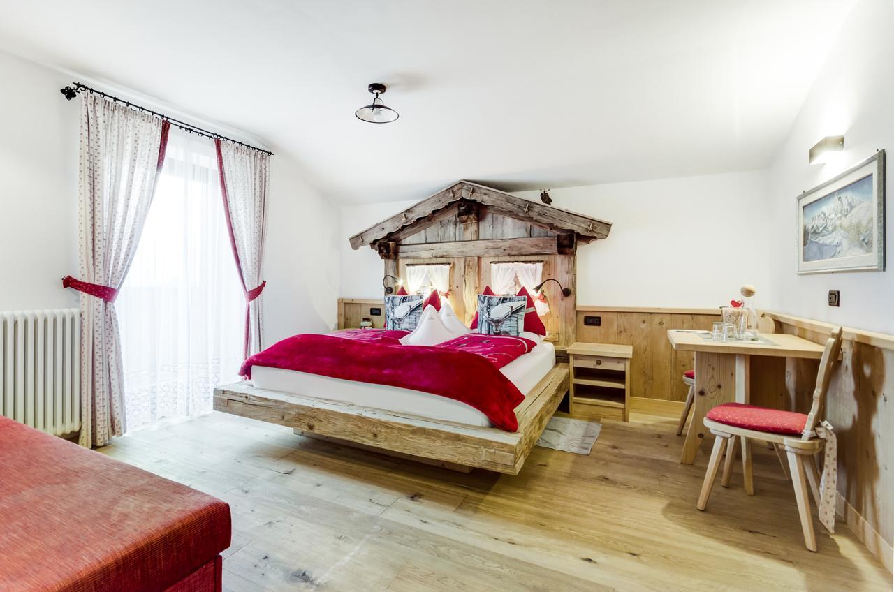 Hotel Jaegerheim 3S Сельва-ди-Валь-Гардена Экстерьер фото